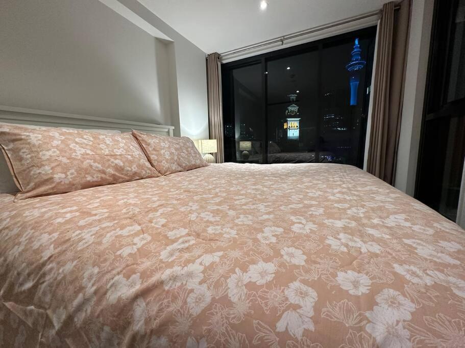 City Apartment With Sky Tower View Auckland Dış mekan fotoğraf