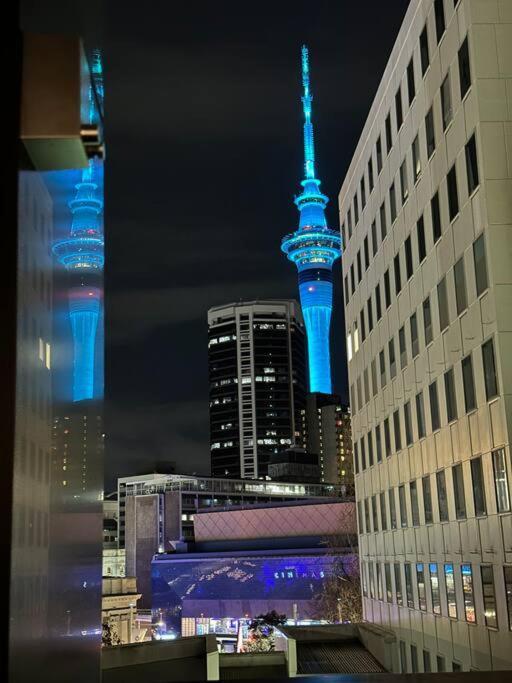 City Apartment With Sky Tower View Auckland Dış mekan fotoğraf